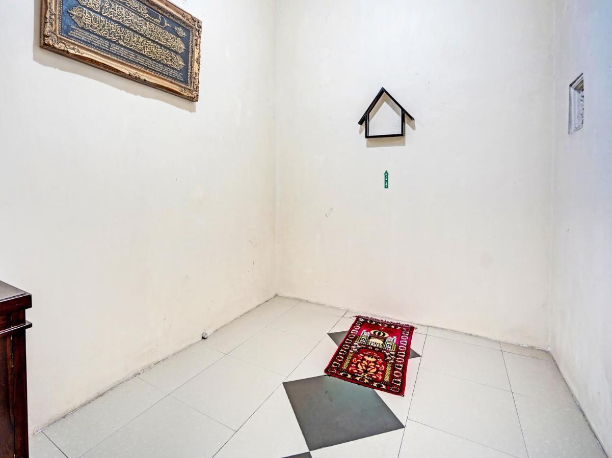 Готель Oyo 91587 Griya Buah De5 Syariah Сідоарджо Екстер'єр фото